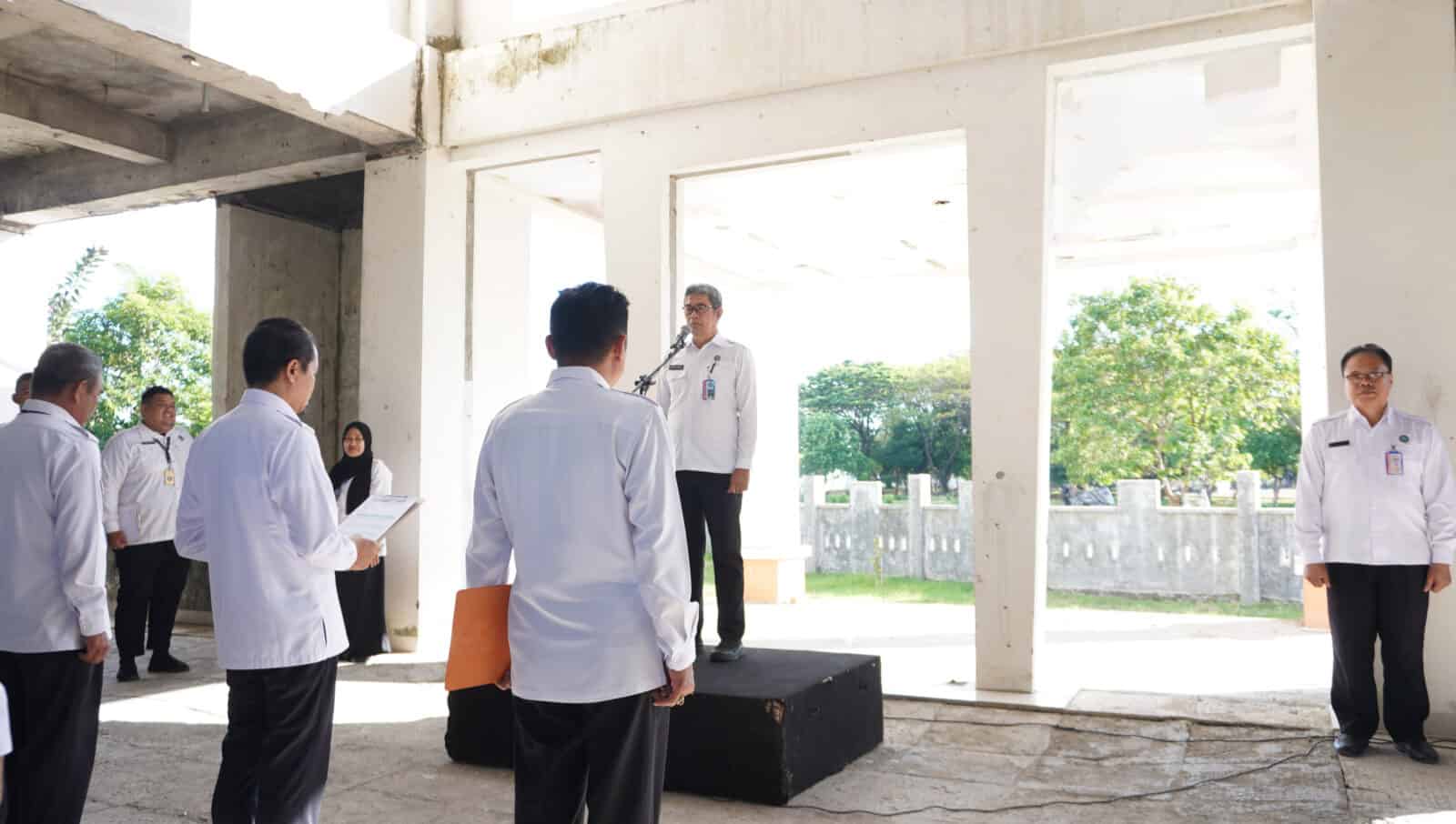 Apel Pagi Jajaran BNN Prov. SulseL Sebagai Wujud Kedisiplinan Apel Pagi Jajaran BNN Prov. SulseL Sebagai Wujud Kedisiplinan