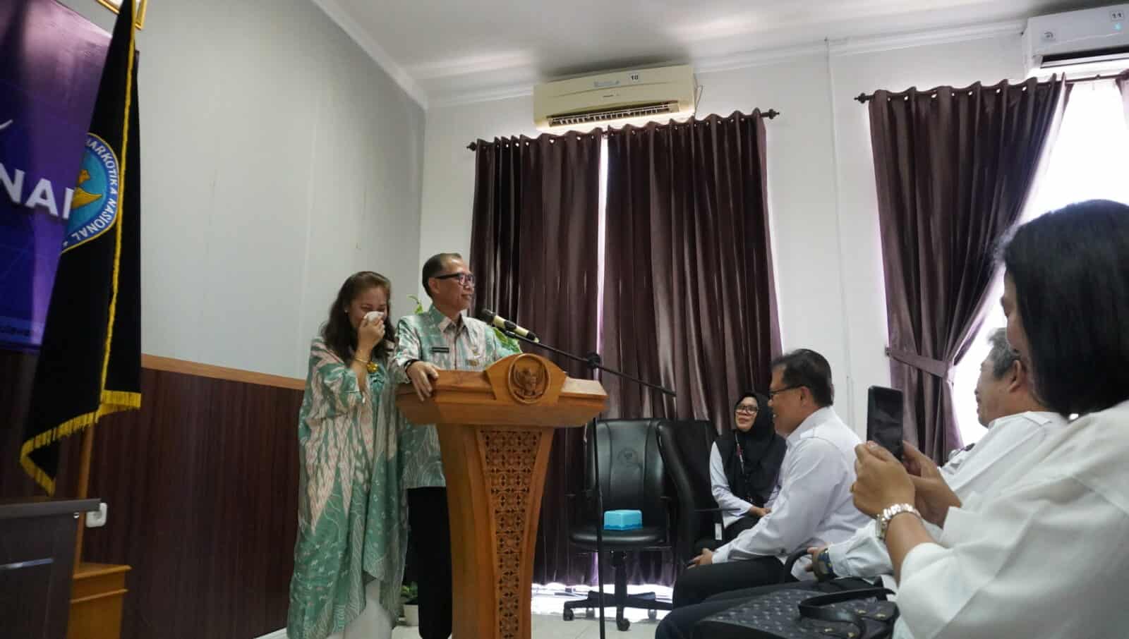 BNN Prov. Sulawesi Selatan Melaksanakan Kegiatan Acara Pisah Ramah Tamah Dan Perpisahan Kepala BNN Prov. SULSEL BNN Prov. Sulawesi Selatan Melaksanakan Kegiatan Acara Pisah Ramah Tamah Dan Perpisahan Kepala BNN Prov. SULSEL
