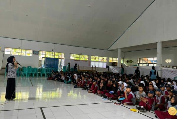 Sosialisasi Bahaya Penyalahgunaan Narkoba pada Masa Pengenalan Lingkungan Sekolah di beberapa Sekolah Menengah Pertama di Kota Makassar