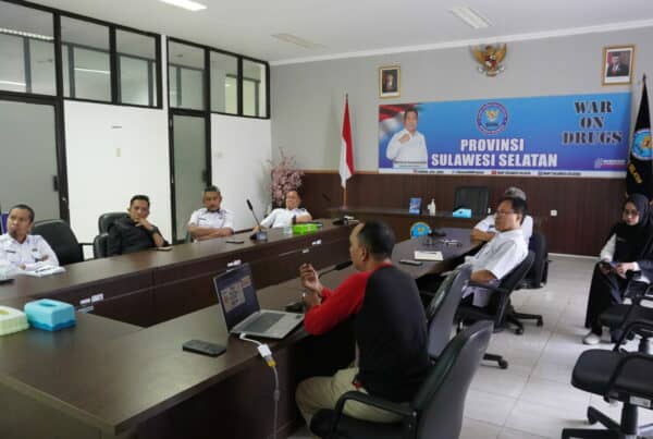 BNN Prov. Sulsel Melaksanakan Rapat Program Pendampingan Kawasan Rawan Narkoba bersama LSM GPPN