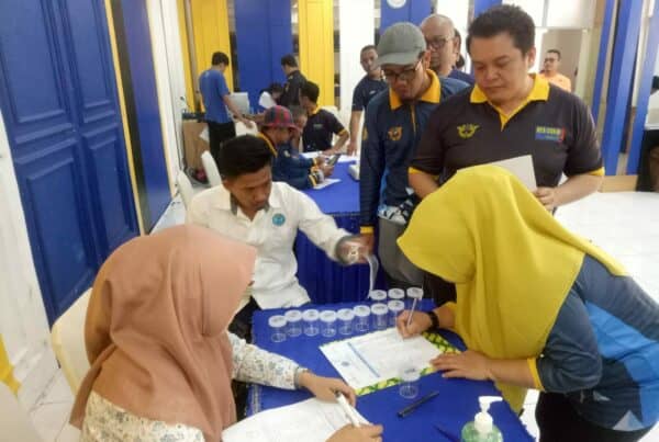 BNN Provinsi Sulawesi Selatan Melaksanakan Deteksi Dini Melalui Tes Urine Di Lingkungan Kantor Pengawasan dan Pelayanan Bea Dan Cukai Tipe Madya Pabean B (KPPBC TMP B)