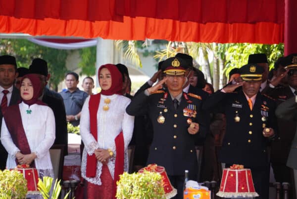 Kepala BNN Provinsi Sulawesi Selatan Memperingati HUT Kemerdekan RI ke 78 Tahun bersama Forkopimda Sulsel Kepala BNN Provinsi Sulawesi Selatan Memperingati HUT Kemerdekan RI ke 78 Tahun bersama Forkopimda Sulsel
