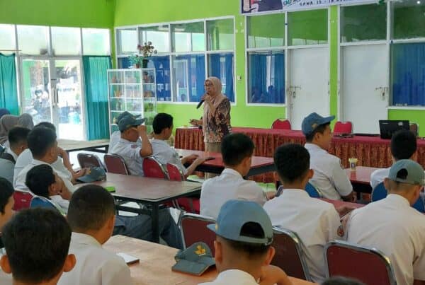 Penyuluhan/Sosialisasi P4GN serta Kampanye War On Drugs bekerjasama dengan UPT Puskesmas Somba Opu Penyuluhan/Sosialisasi P4GN serta Kampanye War On Drugs bekerjasama dengan UPT Puskesmas Somba Opu