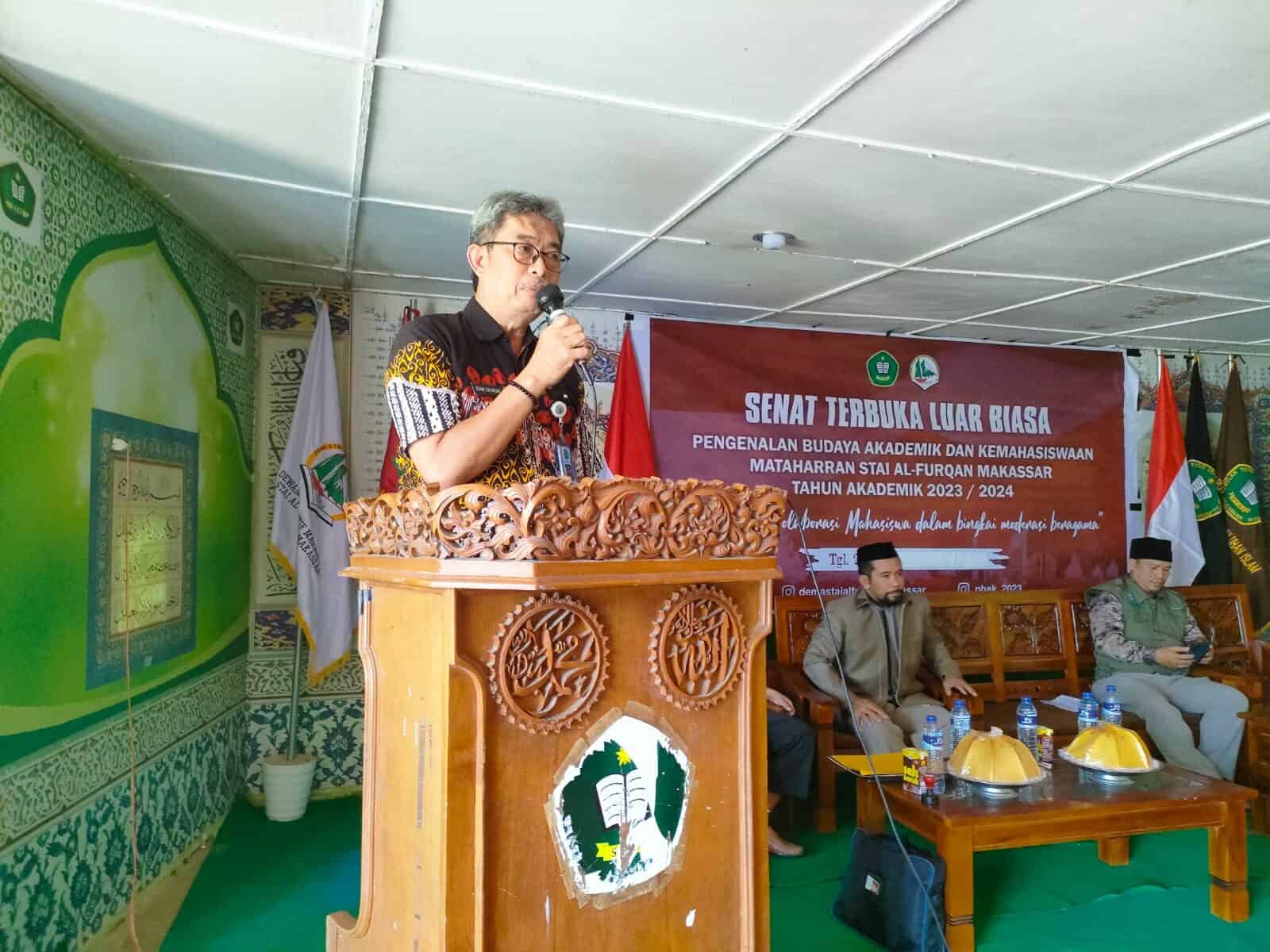 Mewakili Kepala BNN Prov. Sulawesi Selatan Menghadiri dan membuka acara Tebar Dai Anti Narkoba di STAI AL-FURQON bekerja sama dengan Yayasan Hadji Kalla