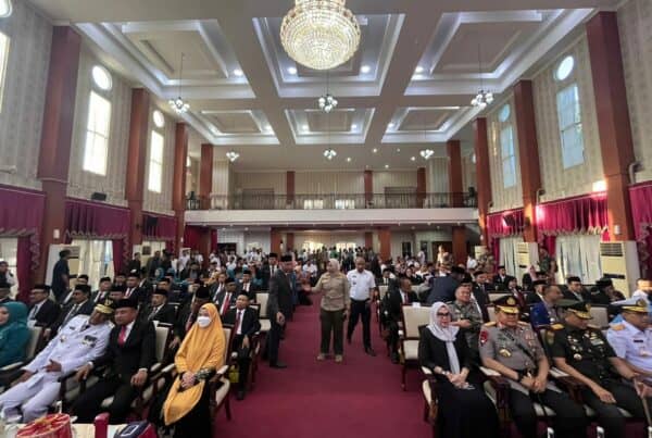 SERAH TERIMA JABATAN GUBERNUR SULSEL DAN SERAH TERIMA JABATAN KETUA TIM PENGGERAK PKK SULSEL SERAH TERIMA JABATAN GUBERNUR SULSEL DAN SERAH TERIMA JABATAN KETUA TIM PENGGERAK PKK SULSEL