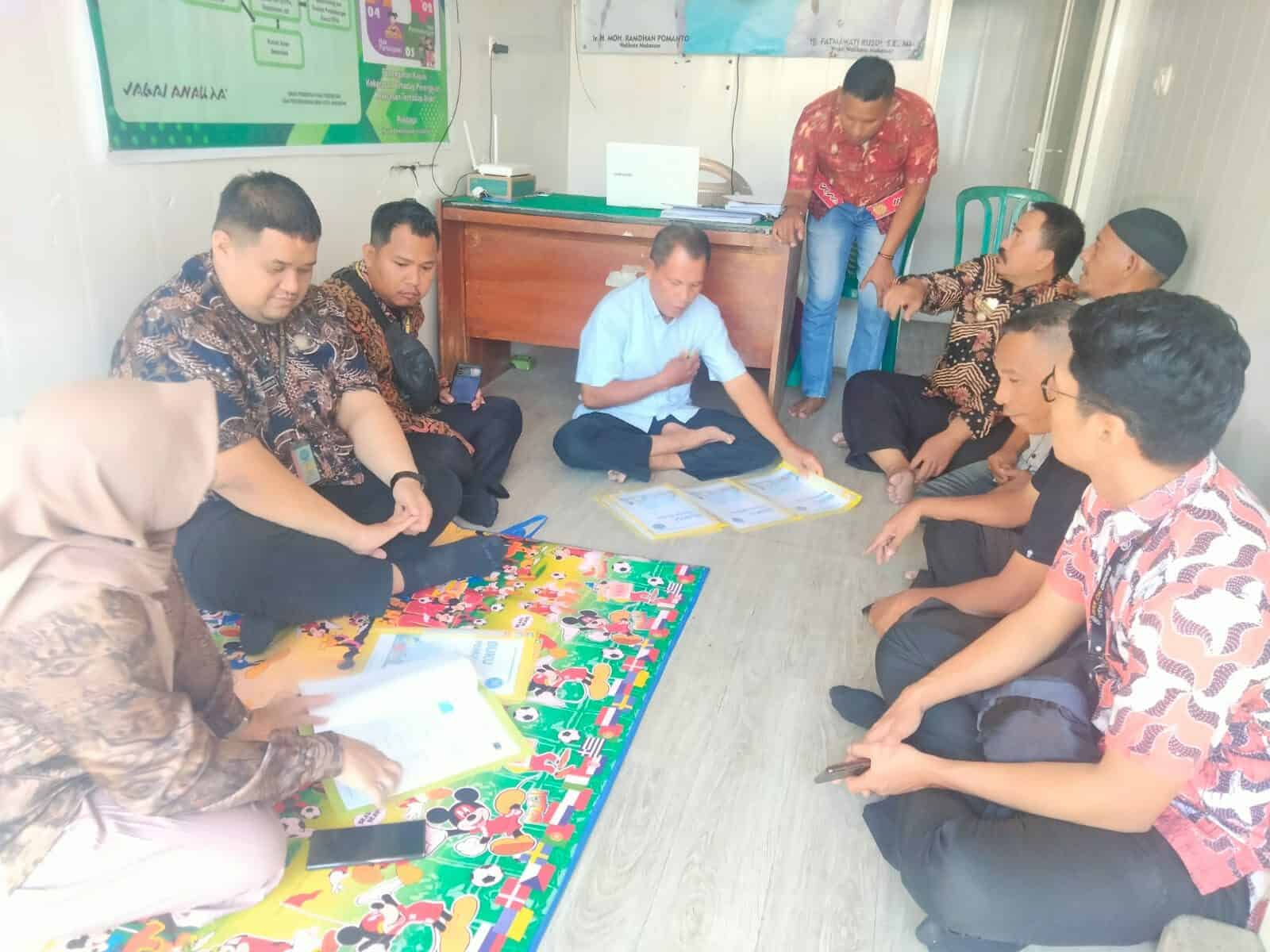 Asistensi Intervensi Berbasis Masyarakat (IBM) di Kelurahan Kampung Buyang Asistensi Intervensi Berbasis Masyarakat (IBM) di Kelurahan Kampung Buyang