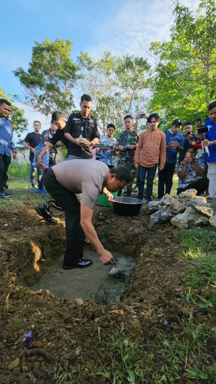 DALAM RANGKA PERCEPATAN PENANGANAN NARKOTIKA SECARA EXTRAORDINARY, KEPALA BNNP SULSEL MELAKUKAN PELETAKAN BATU PERTAMA GEDUNG REHABILITASI BNNK BONE DALAM RANGKA PERCEPATAN PENANGANAN NARKOTIKA SECARA EXTRAORDINARY, KEPALA BNNP SULSEL MELAKUKAN PELETAKAN BATU PERTAMA GEDUNG REHABILITASI BNNK BONE