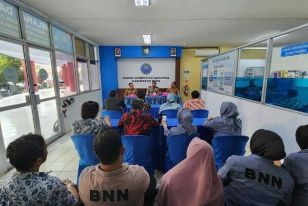 KEPALA BNNP SULAWESI SELATAN MEMBERIKAN ARAHAN KEPADA BNNK BESERTA JAJARAN WILAYAH SULSEL TERKAIT PENANGANAN NARKOTIKA SECARA EXTRAORDINARY