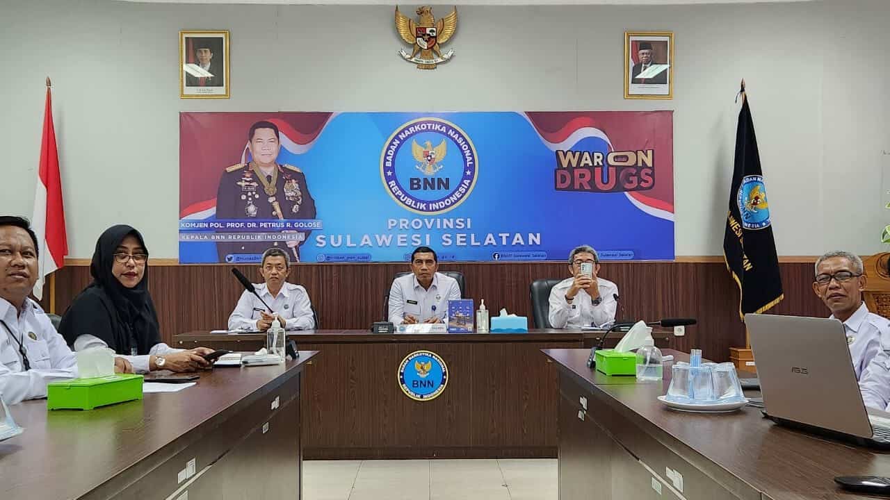 BNNP Sulawesi Selatan Mengikuti Kegiatan Rapat Pimpinan (Rapim) BNN RI Secara Virtual BNNP Sulawesi Selatan Mengikuti Kegiatan Rapat Pimpinan (Rapim) BNN RI Secara Virtual