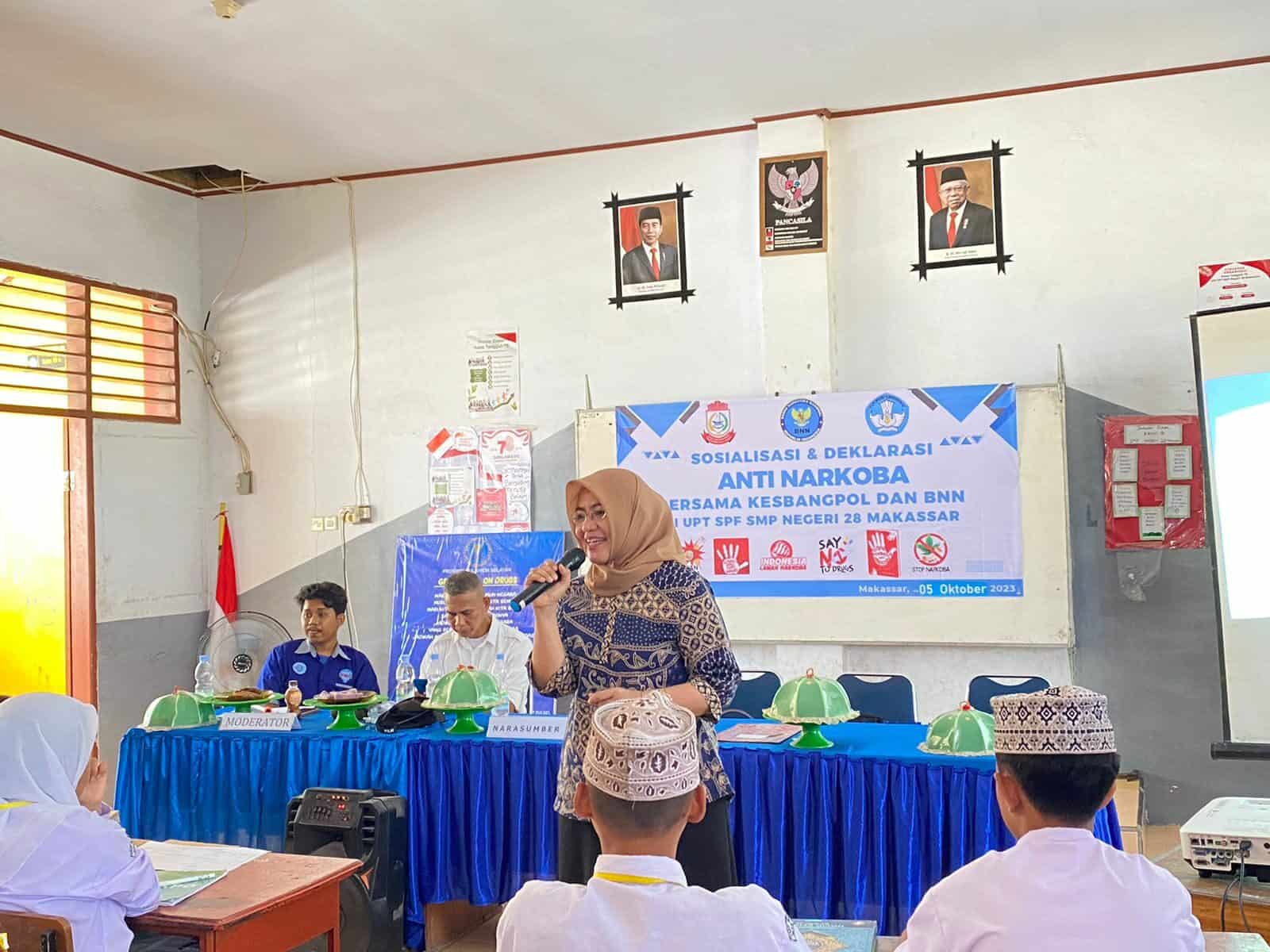 Satgas Extraordinary BNNP Sulsel melalui strategi Soft Power Aproach BNNP Sulsel Kerjasama Kesbangpol Kota Makassar Perkuat ketahanan diri anti Narkoba Siswa SMPN 28