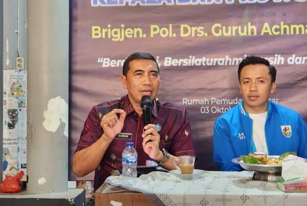 KEPALA BNN PROV.SULSEL MENYAMPAIKAN PENANGANAN NARKOTIKA SECARA EXTRAORDINARY DI FORUM DISKUSI PEMUDA WILAYAH KOTA MAKASSAR