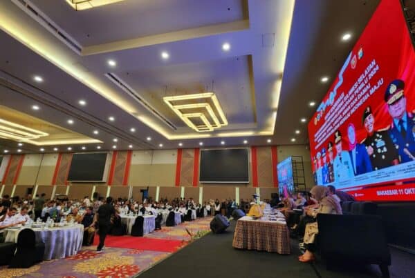 KEPALA BNNP SULAWESI SELATAN MENGHADIRI UNDANGAN RAPAT KORDINASI FORKOPIMDA SULSEL DENGAN FORKOPIMDA KAB/KOTA DAN FORKOPIMCAM KAB/KOTA