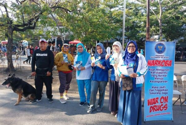 Dalam Rangka Penanganan Narkotika Secara Extraordinarycrime, TIM BNN Prov. Sulsel melaksanakan Penyuluhan Mobile P4GN serta Kampanye War On Drugs melalui Kegiatan Car Free Day