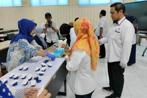 BNN Provinsi Sulawesi Selatan Lakukan Skrining Pegawai Balai Besar Pengembangan K3 Makassar BNN Provinsi Sulawesi Selatan Lakukan Skrining Pegawai Balai Besar Pengembangan K3 Makassar
