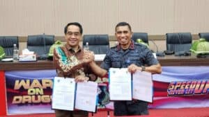 BNNP SULAWESI SELATAN BEKERJASAMA DENGAN UNHAS DEKLARASI KAMPUS BERSINAR DIRANGKAIKAN DENGAN PENANDATANGANAN KERJASAMA BNNP SULAWESI SELATAN BEKERJASAMA DENGAN UNHAS DEKLARASI KAMPUS BERSINAR DIRANGKAIKAN DENGAN PENANDATANGANAN KERJASAMA