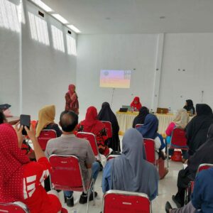Pemberdayaan Kader Masyarakat yang Terlibat Pelaksanaan Deteksi Dini Faktor Resiko Penyakit Tidak Menular (PTM) UPT Puskesmas Kanjilo Kecamatan Barombong Kabupaten Gowa
