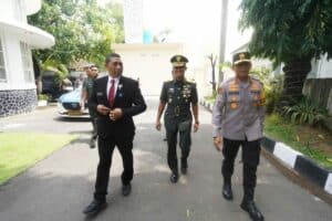 KEPALA BNNP SULAWESI SELATAN MENGHADIRI UNDANGAN PENGAMBILAN SUMPAH DAN PELANTIKAN PENJABAT BUPATI JENEPONTO DAN PENJABAT BUPATI SIDRAP