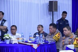 KEPALA BNNP SULAWESI SELATAN MENGHADIRI PRESS REALESS POLDA SULSEL DIRANGKAIKAN DENGAN VICON MONITORING SITKAMTIBMAS PERGANTIAN MALAM TAHUN BARU WILAYAH SULSEL