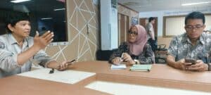 Tim III BNNP Sulsel Koordinasi Program Informasi dan Edukasi P4GN Melalui Penayangan TV Daerah Bidang P2M BNNP Sulsel Tim III BNNP Sulsel Koordinasi Program Informasi dan Edukasi P4GN Melalui Penayangan TV Daerah Bidang P2M BNNP Sulsel