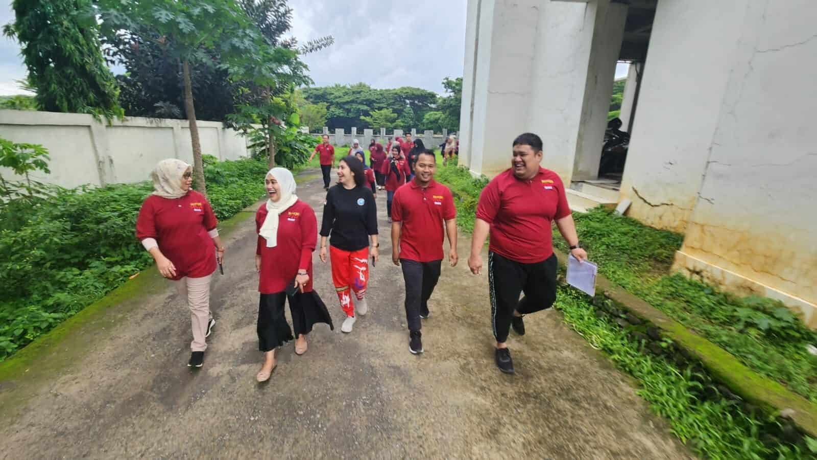 Jalan Pagi Sehat Anti Narkoba oleh Personil BNNP SULSEL