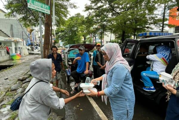 BNNP Sulsel Melaksanakan Jum’at Berbagi Berkah
