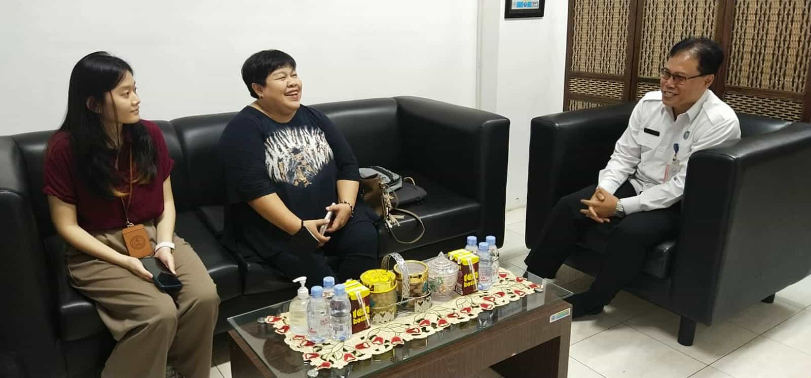 BNN Provinsi Sulawesi Selatan Menerima Kunjungan Koordinasi Tim Kerja Sosialisasi P4GN STIE. Ciputra, Makassar BNN Provinsi Sulawesi Selatan Menerima Kunjungan Koordinasi Tim Kerja Sosialisasi P4GN STIE. Ciputra, Makassar