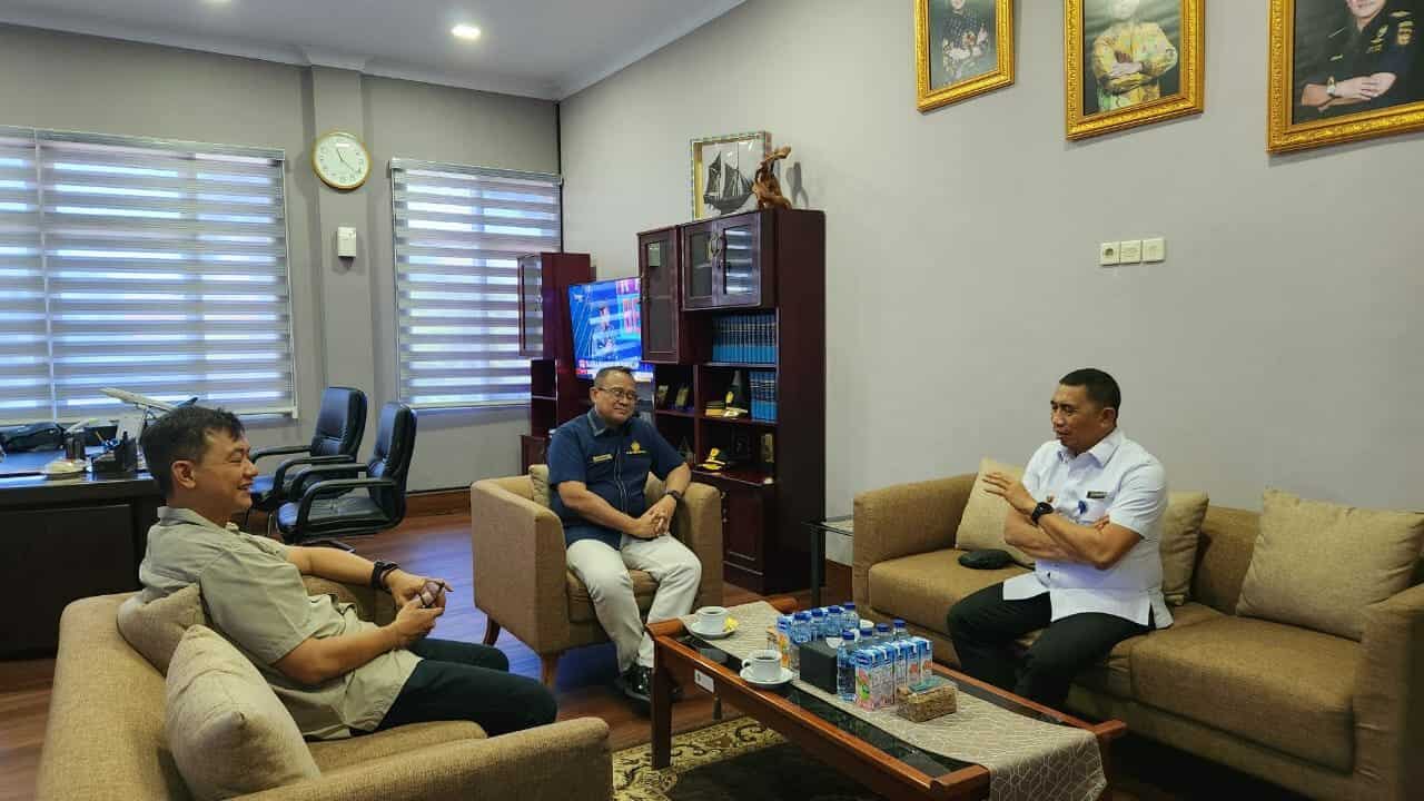 Wujudkan Indonesia Bersinar, Kepala BNNP Sulawesi Selatan Berkunjung ke Kantor Bea dan Cukai Sulbagsel Wujudkan Indonesia Bersinar, Kepala BNNP Sulawesi Selatan Berkunjung ke Kantor Bea dan Cukai Sulbagsel