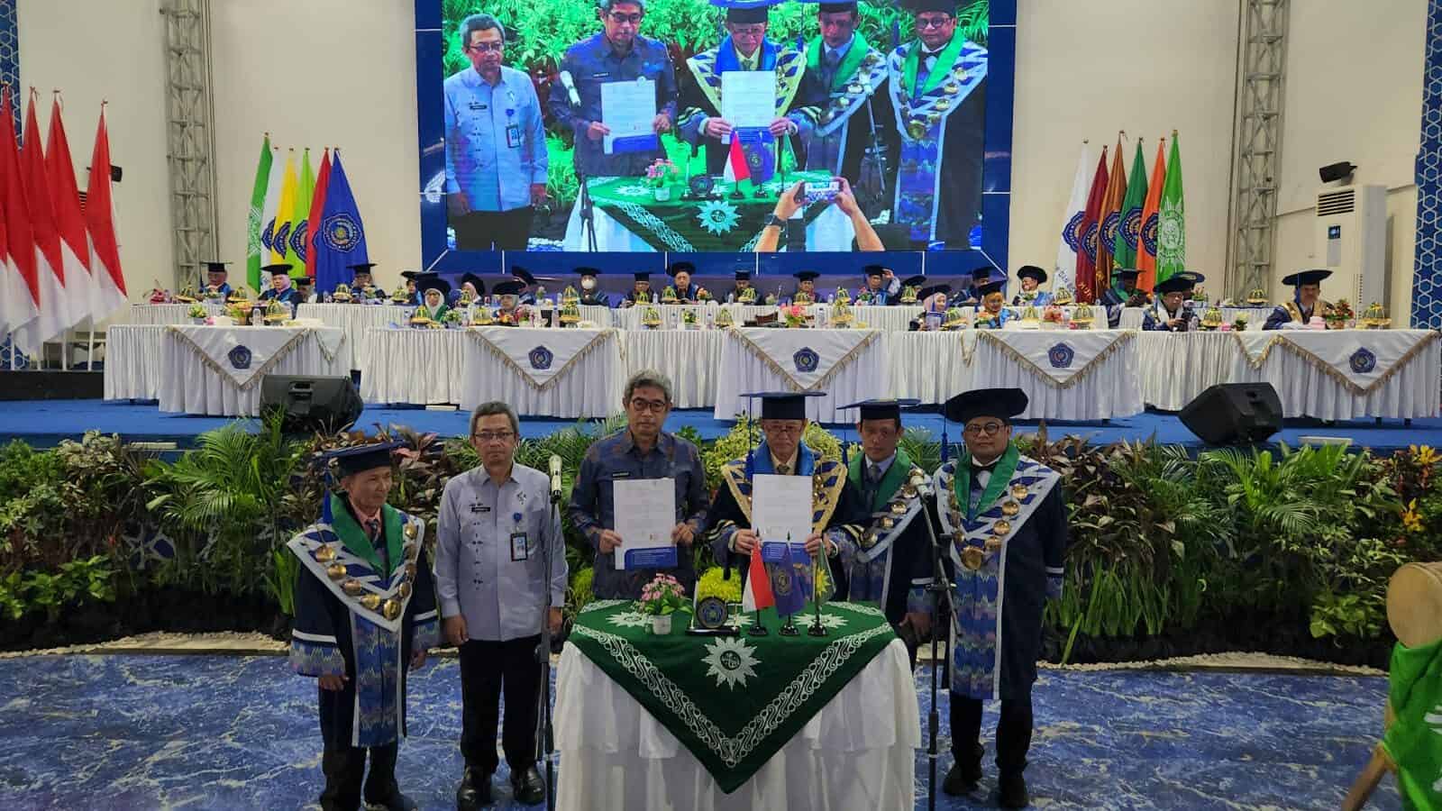 BNNP SULAWESI SELATAN BEKERJASAMA DENGAN UNIVERSITAS MUHAMMADIYAH MAKASSAR MELAKSANAKAN DEKLARASI KAMPUS BERSINAR DIRANGKAIKAN DENGAN PENANDATANGANAN KERJASAMA
