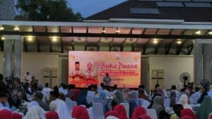 KOMPAK DALAM SINERGITAS, KEPALA BNN PROV. SULAWESI SELATAN DIDAMPINGI KETUA DWP BNNP SULAWESI SELATAN HADIRI BUKA PUASA BERSAMA DENGAN FORKOPIMDA SULSEL