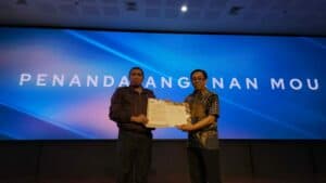 Deklarasikan Kampus Bersinar Universitas Ciputra, Kepala BNNP Sulsel Harapkan Civitas Akademika Bisa Bersinergi Hingga Indonesia Emas 2045 Deklarasikan Kampus Bersinar Universitas Ciputra, Kepala BNNP Sulsel Harapkan Civitas Akademika Bisa Bersinergi Hingga Indonesia Emas 2045