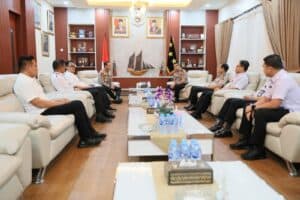 PERKUAT SINERGITAS P4GN, KEPALA BNNP SULSEL MELAKSANAKAN KUNJUNGAN SILATURAHMI BERSAMA KAPOLDA SULAWESI SELATAN PERKUAT SINERGITAS P4GN, KEPALA BNNP SULSEL MELAKSANAKAN KUNJUNGAN SILATURAHMI BERSAMA KAPOLDA SULAWESI SELATAN