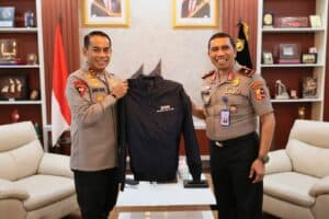PERKUAT SINERGITAS P4GN, KEPALA BNNP SULSEL MELAKSANAKAN KUNJUNGAN SILATURAHMI BERSAMA KAPOLDA SULAWESI SELATAN PERKUAT SINERGITAS P4GN, KEPALA BNNP SULSEL MELAKSANAKAN KUNJUNGAN SILATURAHMI BERSAMA KAPOLDA SULAWESI SELATAN