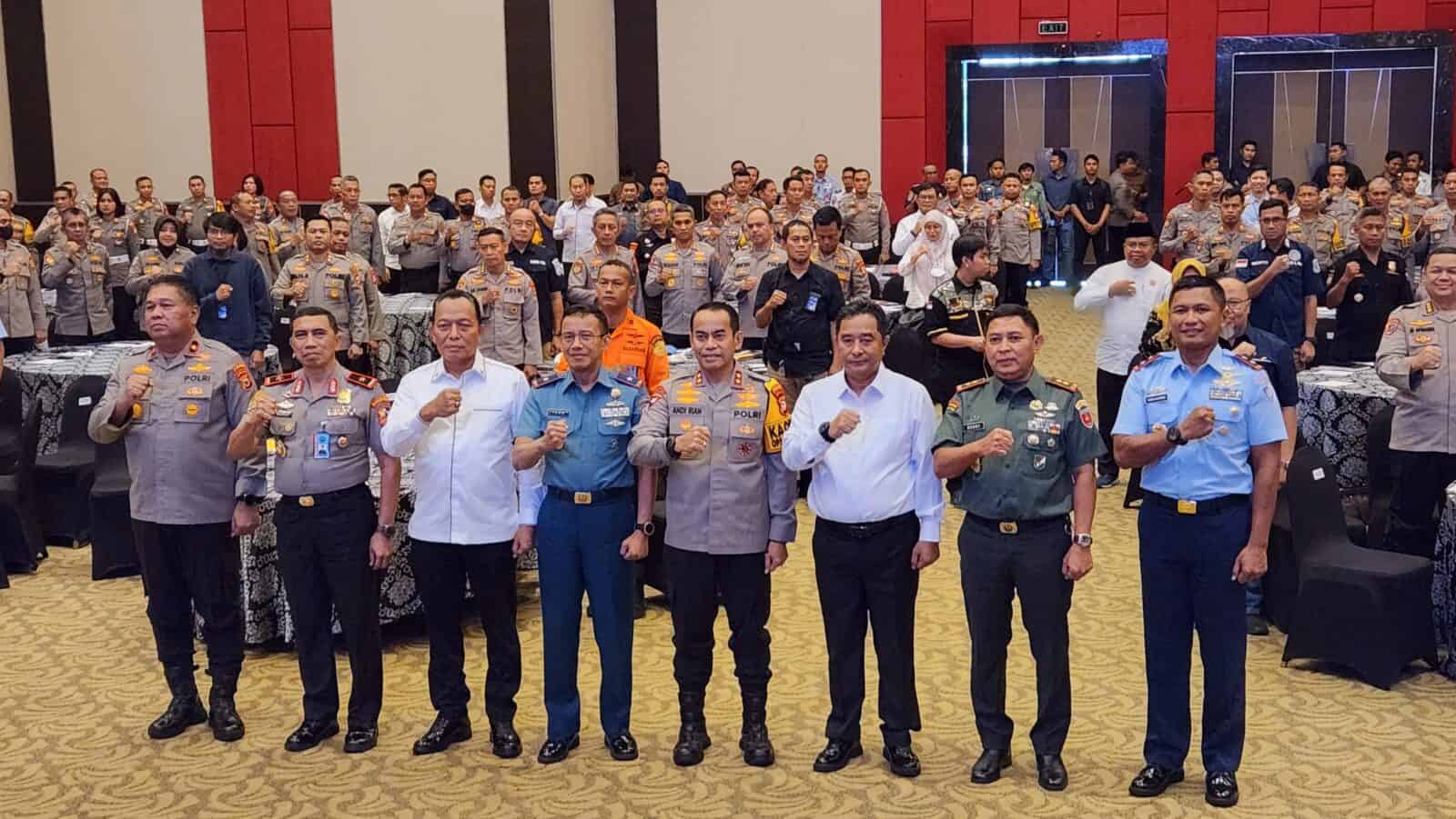 DALAM RANGKA SINERGITAS DAN KOLABORASI, KEPALA BNNP SULAWESI SELATAN MENGHADIRI KEGIATAN RAKOR LINTAS SEKTORAL OPERASI KETUPAT TAHUN 2024