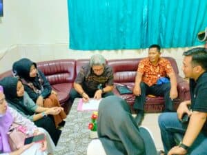 PEMETAAN POTENSI KAWASAN RAWAN SEBAGAI PILOT PROJECT INTERVENSI DIREKTORAT PEMBERDAYAAN ALTERNATIF DI KELURAHAN LEMBO DAN KELURAHAN BONTORANNU PEMETAAN POTENSI KAWASAN RAWAN SEBAGAI PILOT PROJECT INTERVENSI DIREKTORAT PEMBERDAYAAN ALTERNATIF DI KELURAHAN LEMBO DAN KELURAHAN BONTORANNU