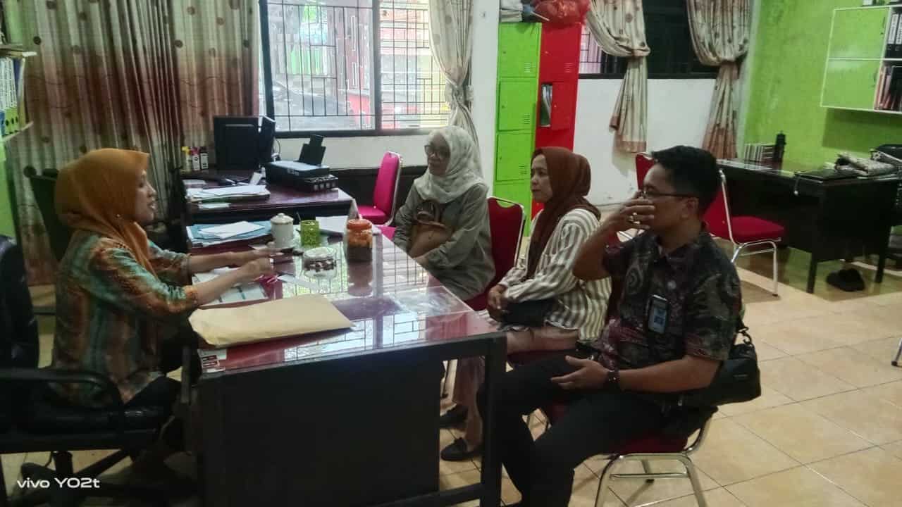 KOORDINASI ADVOKASI P4GN DALAM RANGKA SEKOLAH BERSINAR (BERSIH NARKOBA) KOORDINASI ADVOKASI P4GN DALAM RANGKA SEKOLAH BERSINAR (BERSIH NARKOBA)