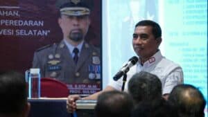 KOLABORASI P4GN, KEPALA BNNP SULAWESI SELATAN SOSIALISASI P4GN DI LINGKUNGAN PEMERINTAH SATPOL PP PROV. SULSEL KOLABORASI P4GN, KEPALA BNNP SULAWESI SELATAN SOSIALISASI P4GN DI LINGKUNGAN PEMERINTAH SATPOL PP PROV. SULSEL
