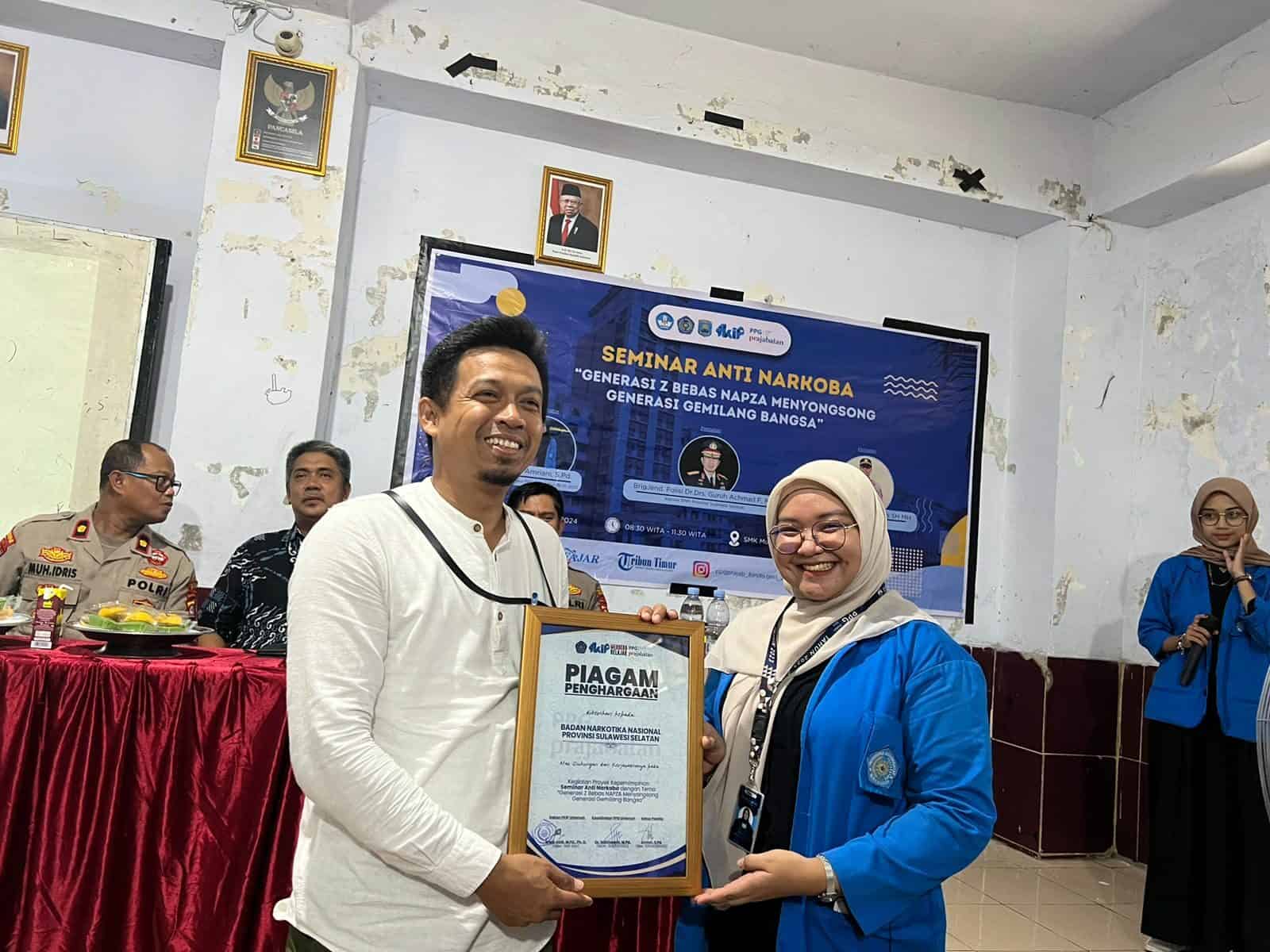 SOSIALISASI P4GN DALAM RANGKA SEMINAR ANTI NARKOTIKA PROGRAM PPG PRAJABATAN GEL.I BAHASA INDONESIA UNIVERSITAS MUHAMMADIYAH MAKASSAR