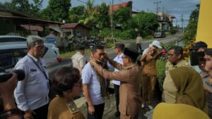 SINERGI DAN KOLABORASI DENGAN PT. VALE INDONESIA, KEPALA BNNP SULSEL SOSIALISASIKAN BAHAYA NARKOBA DI DESA WAWONDULA DAN DESA ASULI GUNA WUJUDKAN DESA BERSINAR DI KAB.LUWU TIMUR