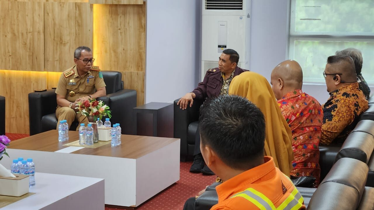 KEPALA BNNP SULSEL MENGAJAK PEMERINTAH KAB.LUWU TIMUR BERSINERGI DAN BERKOLABORASI DALAM P4GN GUNA WUJUDKAN INDONESIA BERSINAR