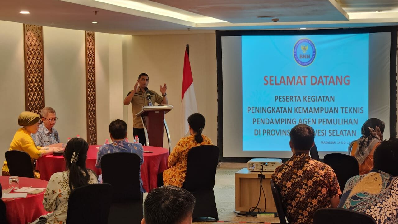 DALAM RANGKA PENANGANAN EXTRAORDINARY CRIME, KEPALA BNNP SULAWESI SELATAN MEMBUKA KEGIATAN PENINGKATAN KEMAMPUAN TEKNIS PENDAMPING AGEN PEMULIHAN SE INDONESIA TIMUR DALAM RANGKA PENANGANAN EXTRAORDINARY CRIME, KEPALA BNNP SULAWESI SELATAN MEMBUKA KEGIATAN PENINGKATAN KEMAMPUAN TEKNIS PENDAMPING AGEN PEMULIHAN SE INDONESIA TIMUR