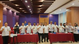 KEPALA BNNP SULSEL RAPAT KERJA PROGRAM PEMBERDAYAAN MASYARAKAT ANTI NARKOBA DI INSTANSI PEMERINTAH/SWASTA/PENDIDIKAN DAN MASYARAKAT