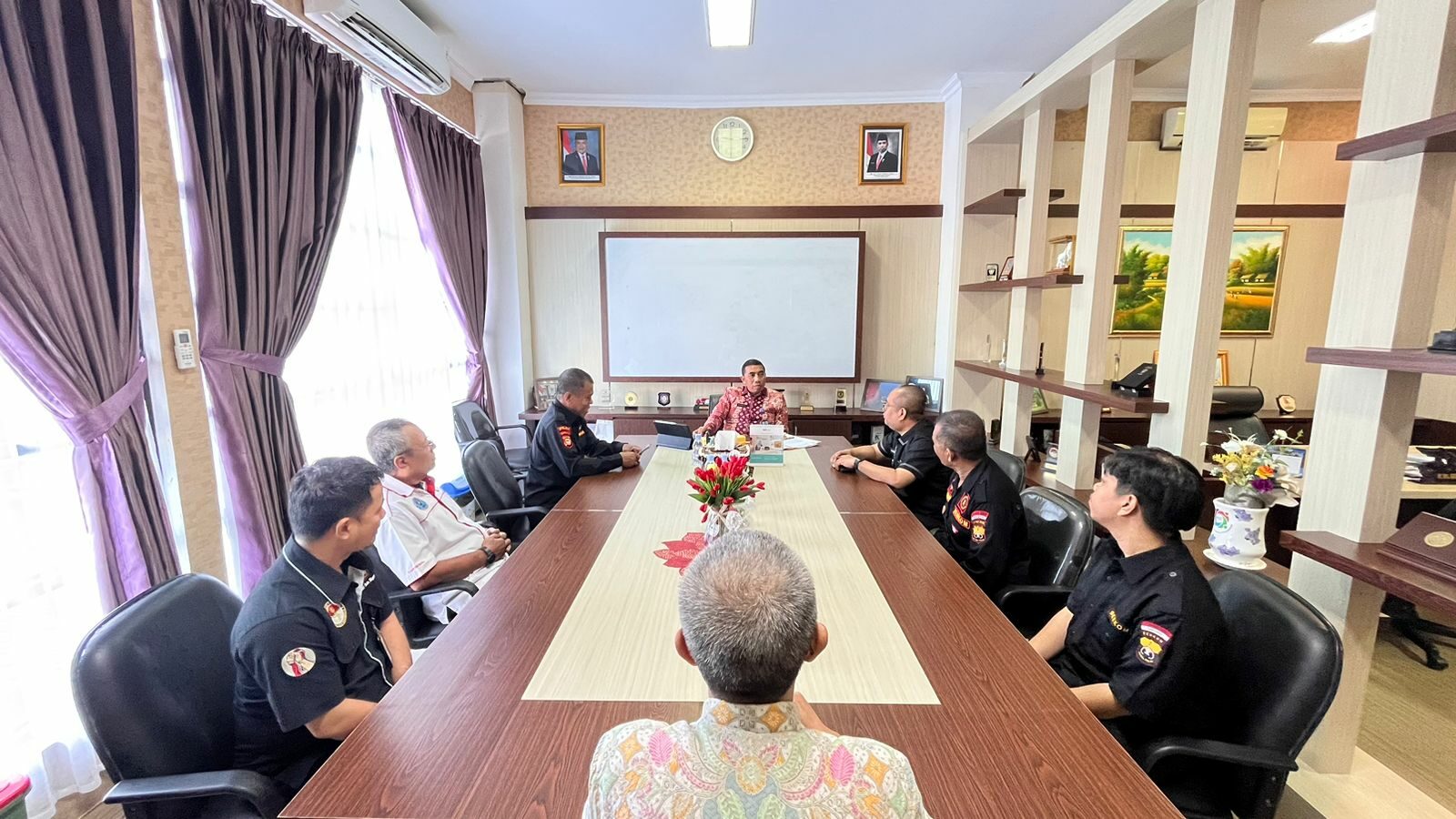 WUJUD SINERGITAS, KEPALA BNNP SULAWESI SELATAN LIBATKAN SENKOM MITRA POLRI PROV.SULSEL WUJUD SINERGITAS, KEPALA BNNP SULAWESI SELATAN LIBATKAN SENKOM MITRA POLRI PROV.SULSEL