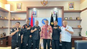 WUJUD SINERGITAS, KEPALA BNNP SULAWESI SELATAN LIBATKAN SENKOM MITRA POLRI PROV.SULSEL WUJUD SINERGITAS, KEPALA BNNP SULAWESI SELATAN LIBATKAN SENKOM MITRA POLRI PROV.SULSEL