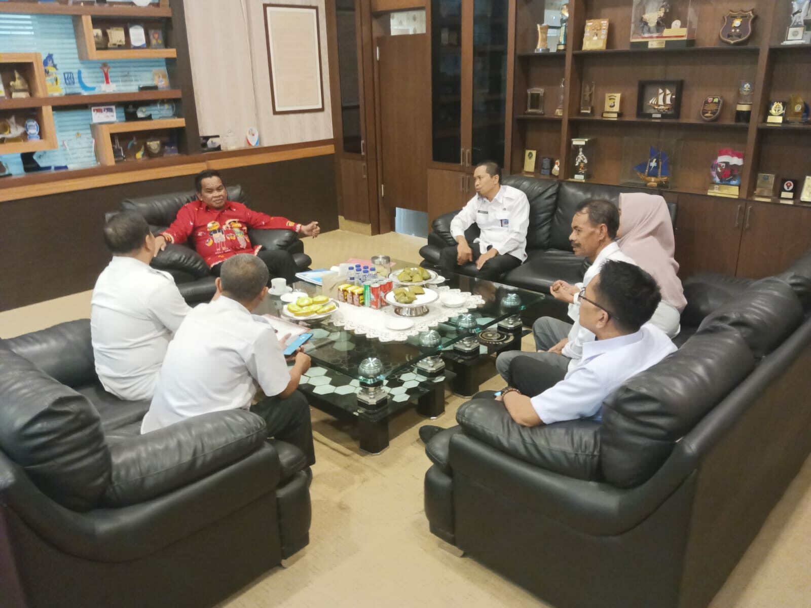 Tim Advokasi dan Kreatifif BNNP Sulsel Lakukan Koordinasi Implementasi Program P4GN Dengan Bupati Jeneponto Tim Advokasi dan Kreatifif BNNP Sulsel Lakukan Koordinasi Implementasi Program P4GN Dengan Bupati Jeneponto