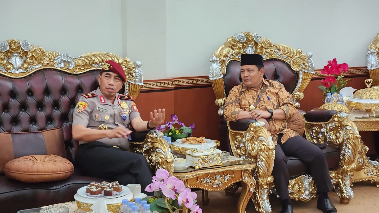 DALAM RANGKA WUJUDKAN KAB.BANTAENG BERSINAR (BERSIH NARKOBA),KEPALA BNNP SULSEL SILATURAHMI KE PJ.BUPATI BANTAENG