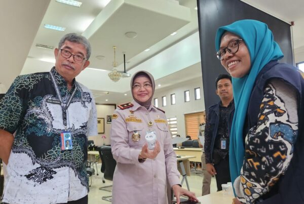 Tim BNN Provinsi Sulawesi Selatan melaksanakan deteksi dini narkoba di Balai Karantina Hewan, Ikan dan Tumbuhan Sulawesi Selatan