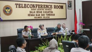 Tim BNN Provinsi Sulawesi Selatan melaksanakan deteksi dini narkoba di Balai Karantina Hewan, Ikan dan Tumbuhan Sulawesi Selatan Tim BNN Provinsi Sulawesi Selatan melaksanakan deteksi dini narkoba di Balai Karantina Hewan, Ikan dan Tumbuhan Sulawesi Selatan
