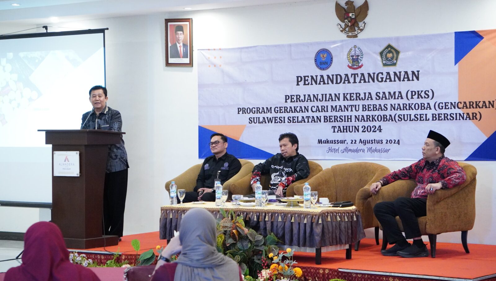 Penandatanganan Kerja Sama Program Gerakan Cari Menantu Bersinar (Gencarkan) Menuju Sulawesi Selatan Bersinar Tahun 2024