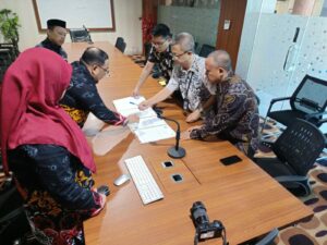 BNNP Sulawesi Selatan Lakukan Penandatanganan Perjanjian Kerja Sama Dengan RSUD Labuang Baji BNNP Sulawesi Selatan Lakukan Penandatanganan Perjanjian Kerja Sama Dengan RSUD Labuang Baji