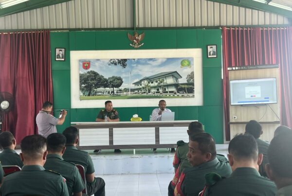 Pendampingan Penginputan Kuesioner Pengukuran Indeks Kawasan Rawan Narkoba kepada Babinsa Jajaran Kodim 1422/Maros